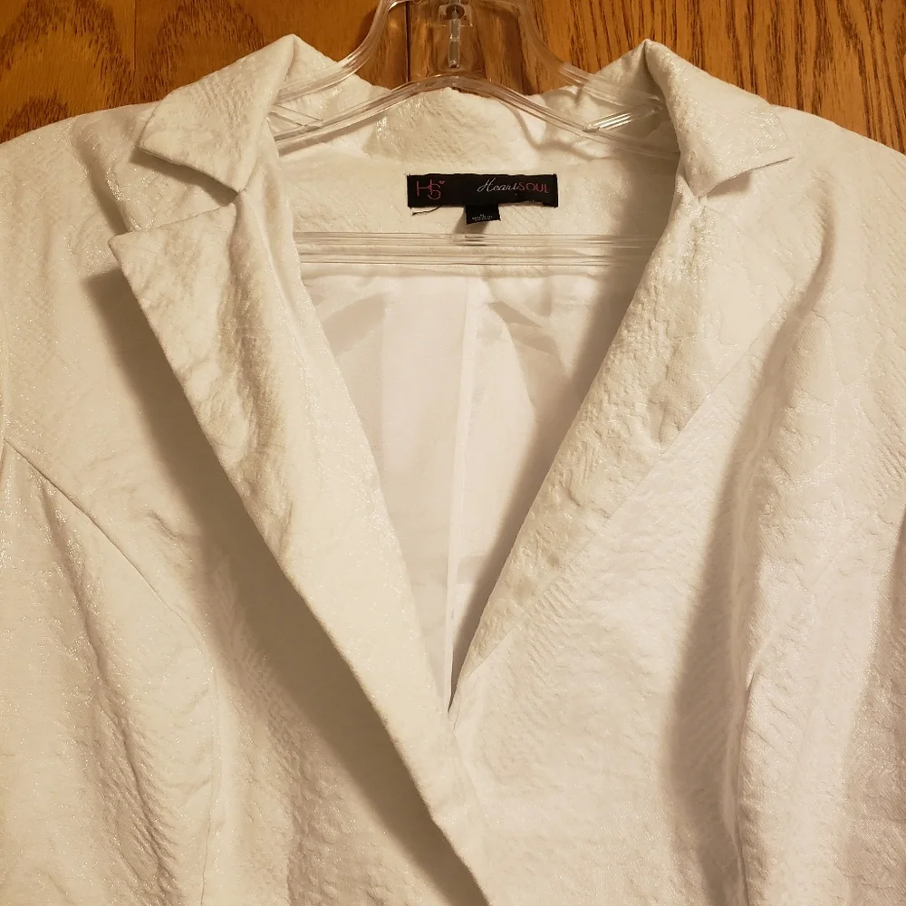 HeartSoul White Snake Print Textured Blazer Size Medium - Picture 3 of 11